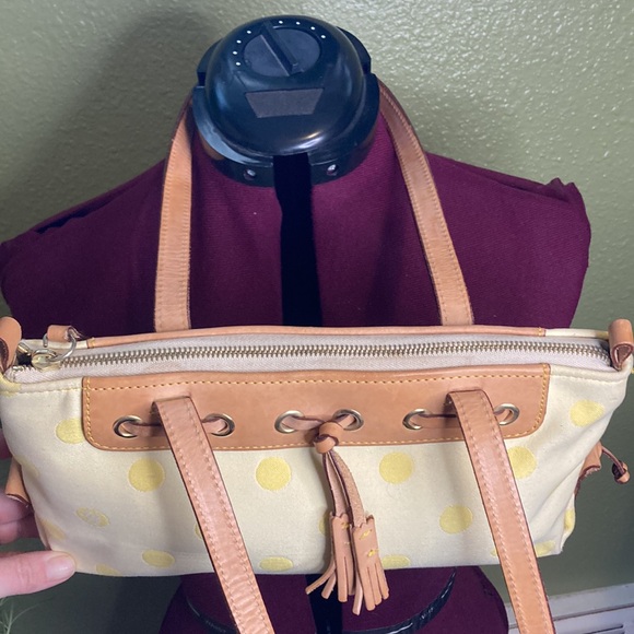 Dooney and Bourne yellow polka dot shoulder bag - Picture 5 of 9